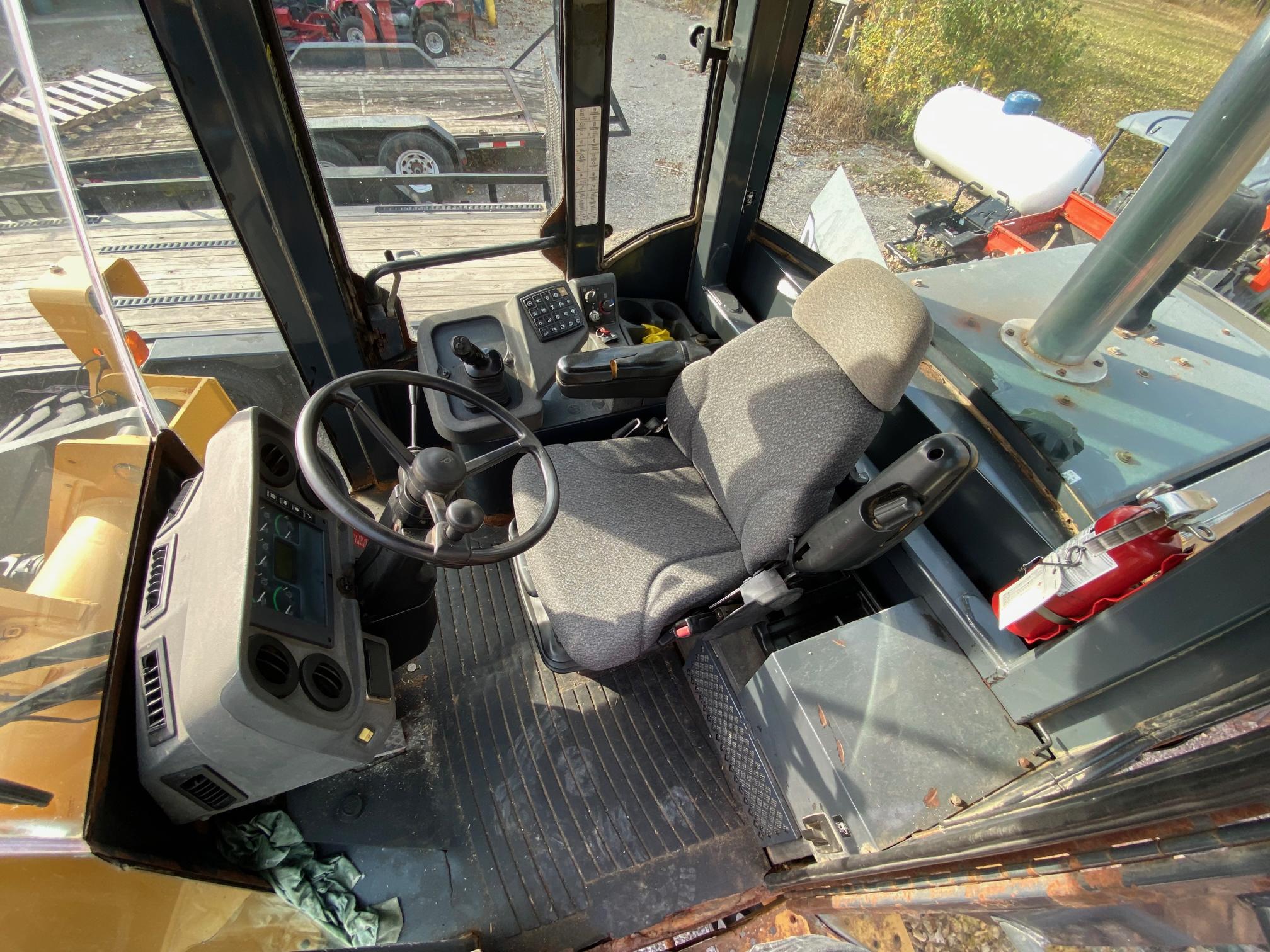 2004 DEERE 544J - Image 8